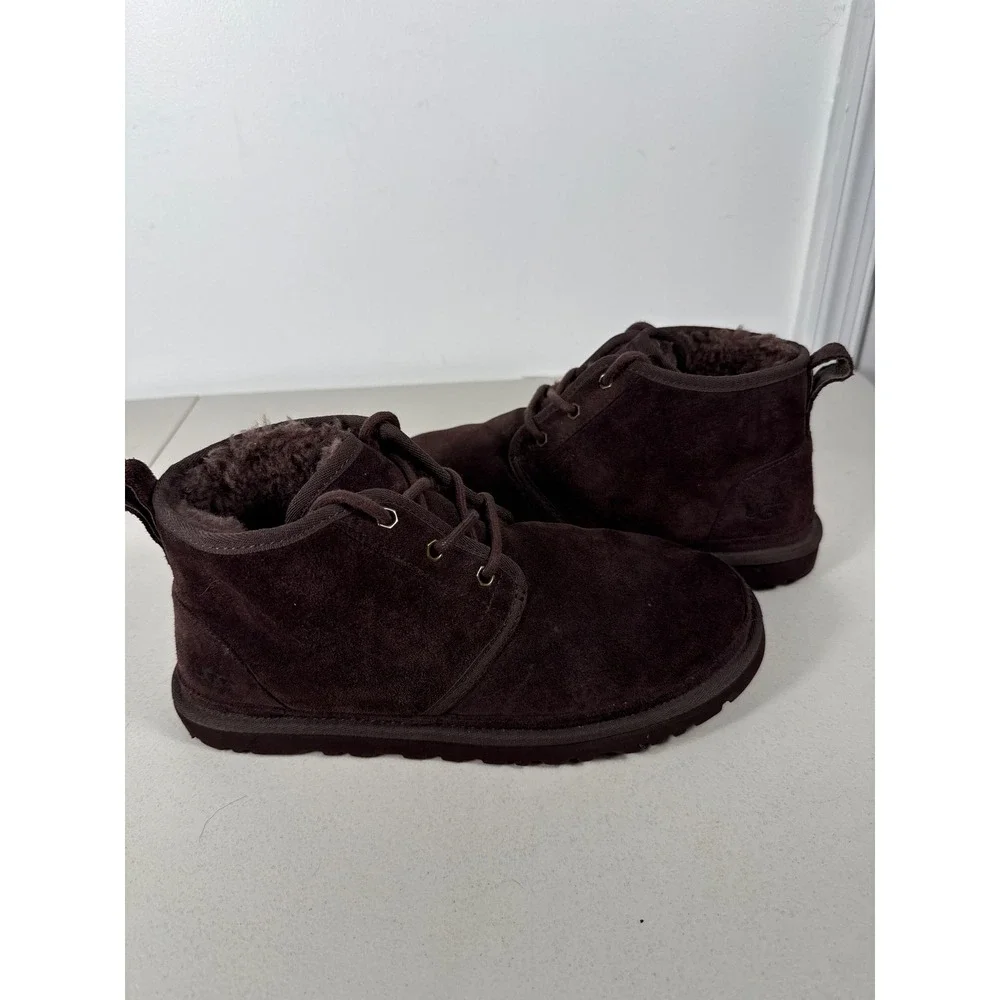 UGG Neumel Mens Chukka Boots Brown Suede Lace Up 3236 Size 9 US